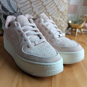 Nike Air Force One Sage Low